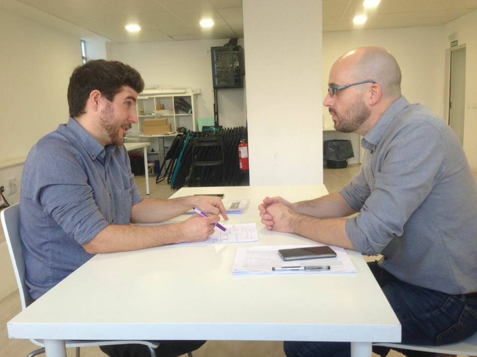 Trabajamos para mejorar la economía de las personas corrientes